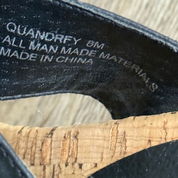 Rampage • Quandrey 2 Strap Wedge Sandals - Picture 7 of 10